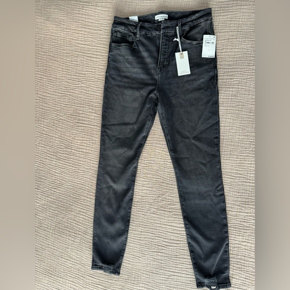 Good American Jeans - Picture 1 of 6